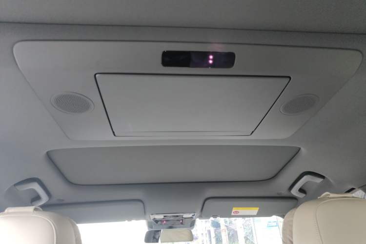 Used Li Auto L9 2022 Max model
