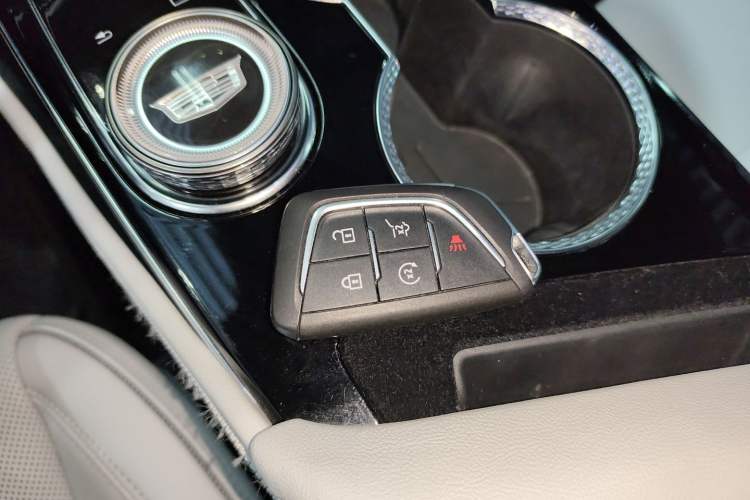 Used Cadillac GT4 2023 25T Luxury Model Interior 1