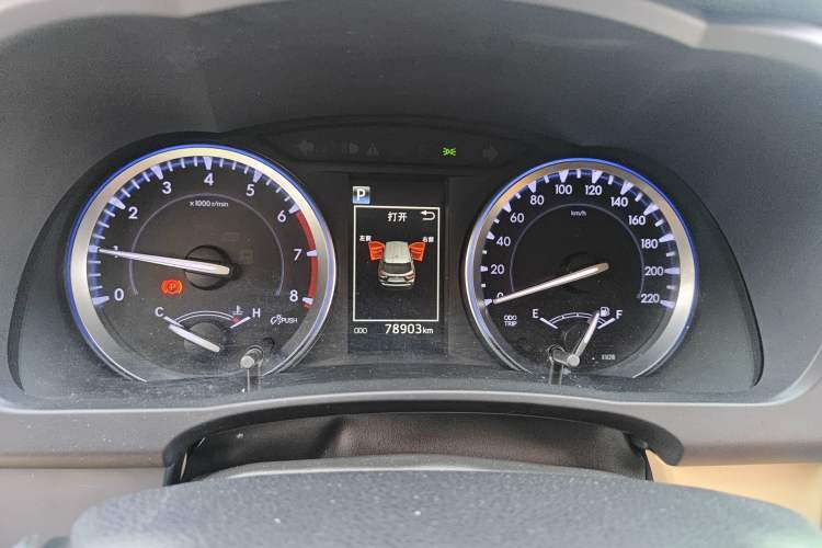 Used Toyota Highlander 2018 2.0T Four-Wheel Drive Luxury Edition 7 Seats China V Emission Standard