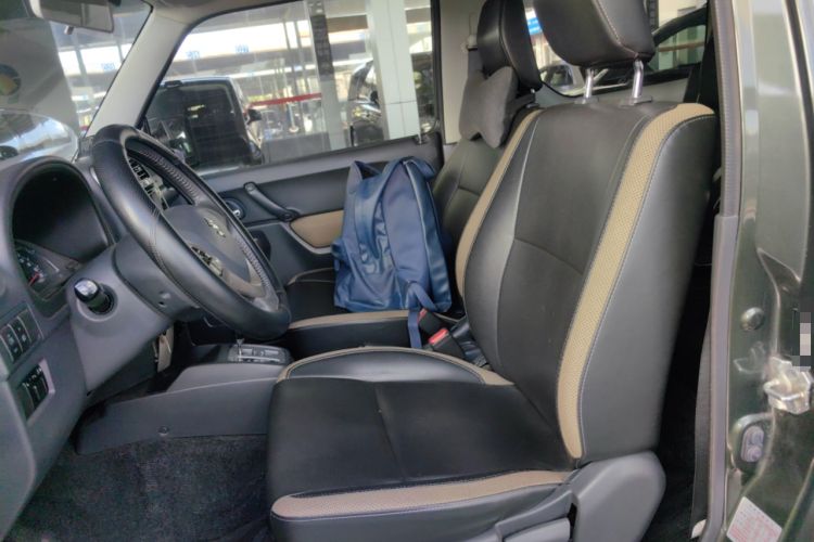 Used Suzuki Jimny 2015 1.3 AT Mode3 Navigation Edition
