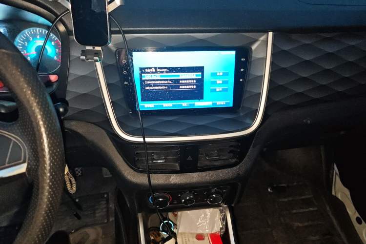 Used Jinbei Gold Hiace M Classic 2022 Panda Edition 1.5L Travel Lion Passenger Van 7 Seats