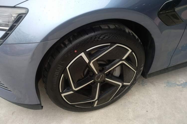 Used BYD Seal 2022 650 km All-Wheel-Drive Performance Version
