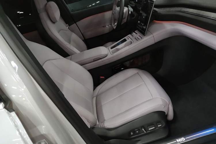 Used Nio EC6 2023 75 kWh
