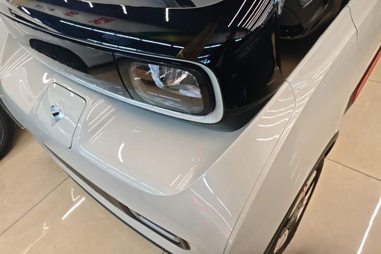 Used Baojun KiWi EV 2021 Designer Lithium Iron Phosphate