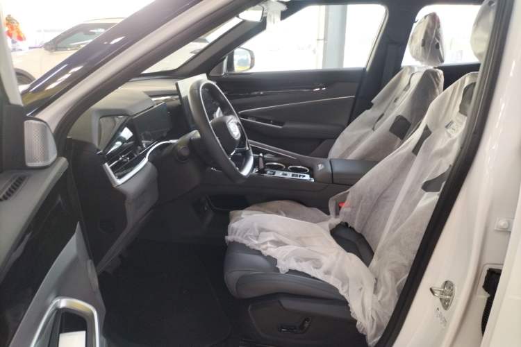 Used Geely Auto Emgrand X7 Sport 2026 Model 1.5TD Aspirational Left Front Seat