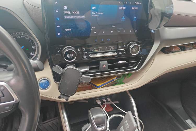 Used Toyota Highlander 2022 Dual-Engine 2.5L Four-Wheel Drive Prestige Version 7 Seats Audio And AC Panel