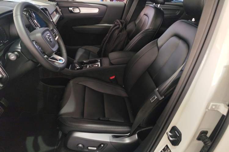 Used Volvo XC40 2020 T3 Smart & Stylish Edition Left Front Seat