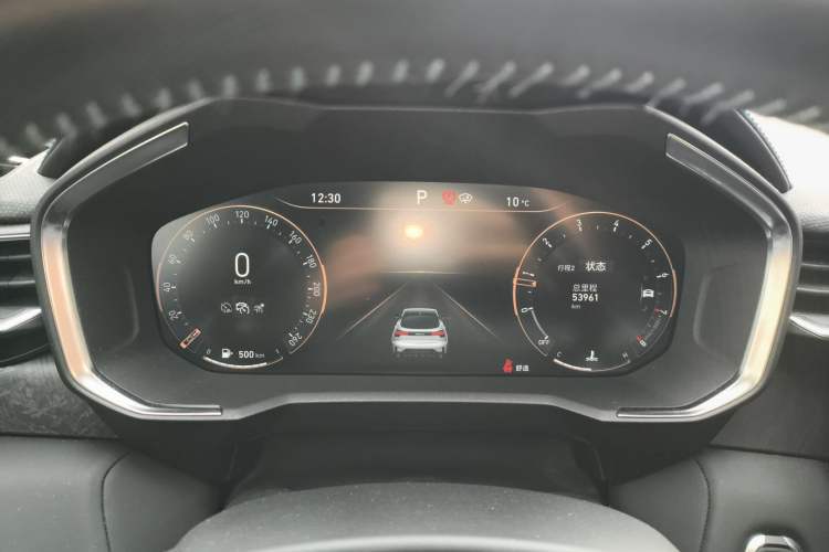 Used Lynk & Co 05 2020 2.0TD Two-Wheel Drive Shine Halo