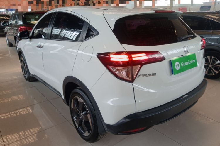 Used Honda Vezel 2017 1.8L CVT Front-Wheel Drive Pioneer Edition Rear Left 45 Deg