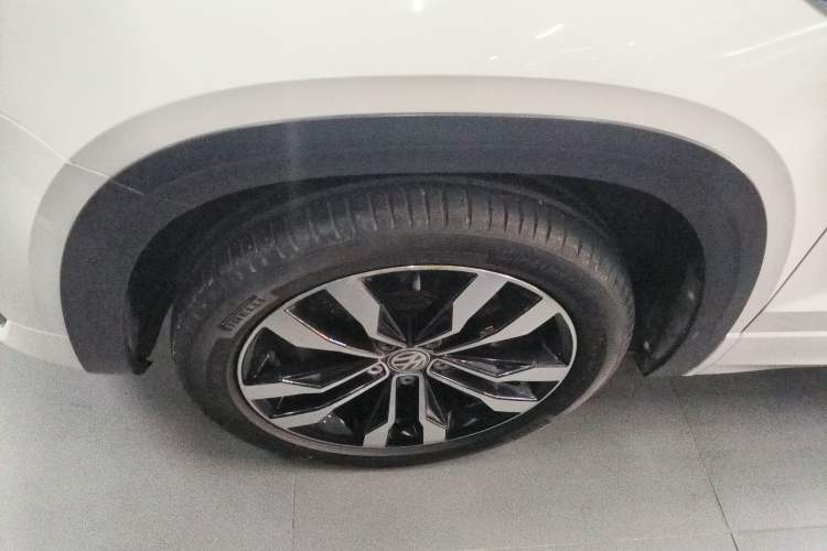 Used Volkswagen Tharu 2019 280TSI Two-Wheel Drive R-Line China V Standard Exterior 4