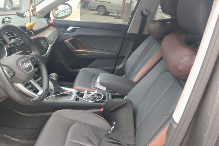 Used Audi Q3 2022 35 TFSI Fashionable and Elegant Model
