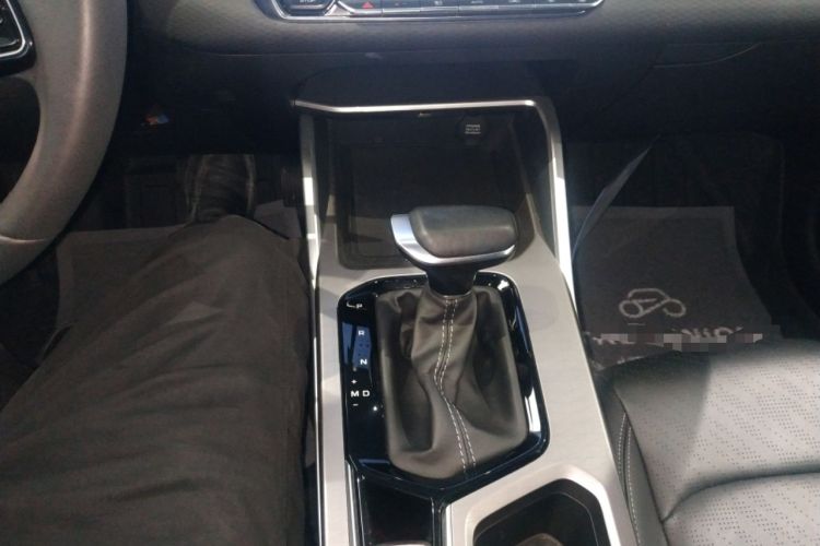 Used Geely Auto Emgrand 2023 4th Generation Champion Edition 1.5L CVT Luxury Model Gear Lever