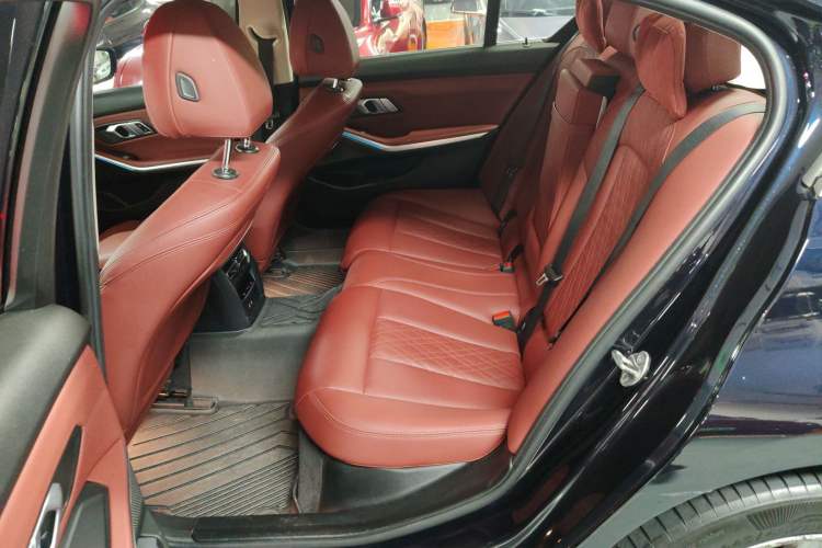 Used BMW i3 2022 eDrive 35 L Left Rear Seat