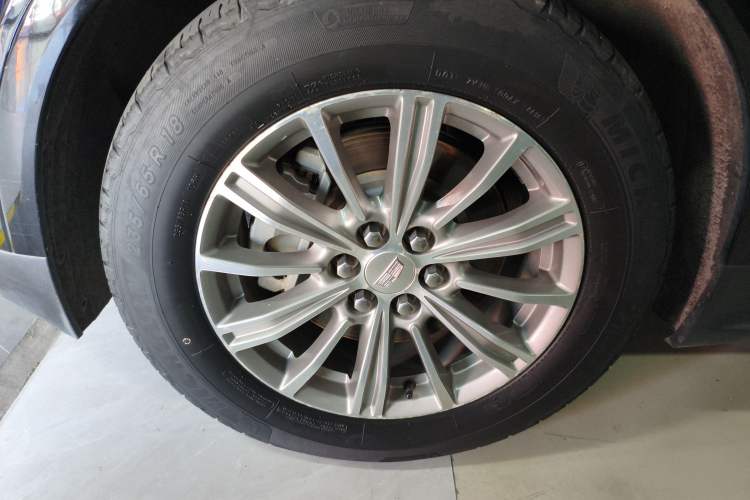 Used Cadillac XT5 2018 25T Luxury Model