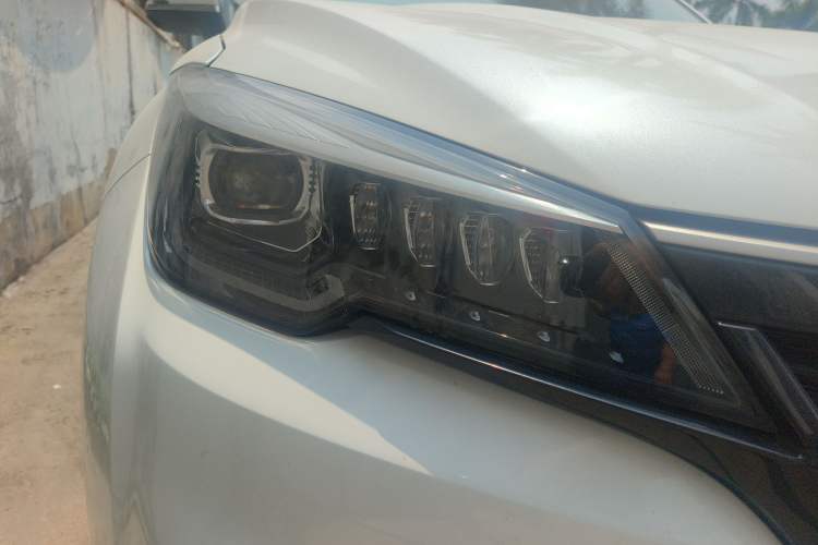 Used CHANGAN CS85 COUPE 2021 1.5T DCT Luxury Edition Right Front Headlight