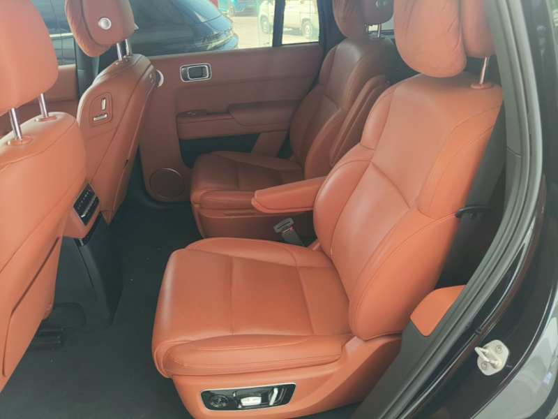 Used Li Auto L9 2022 Max model — 16