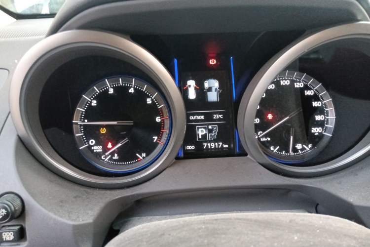 Used Toyota Prado 2015 2.7L TXL Middle East Version