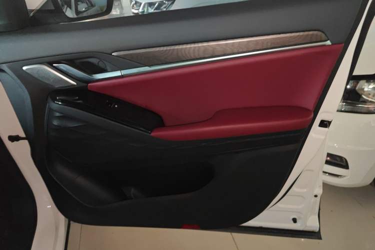 Used SOL QX 2021 300T DCT Luxury Smart Connectivity Version