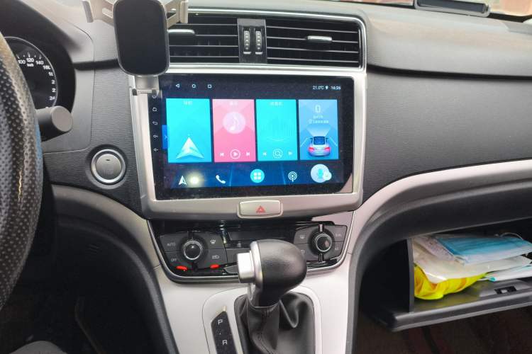 Used Haval M6 2019 1.5T DCT Two-Wheel Drive Value Edition China VI Standard Audio And AC Panel