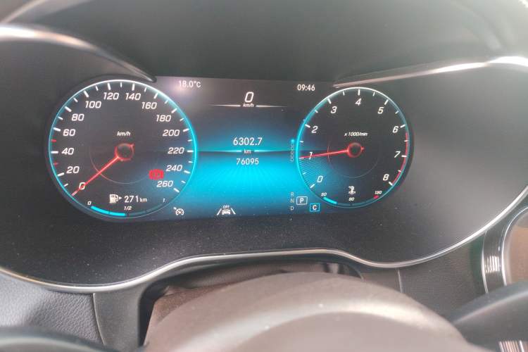 Used Mercedes-Benz GLC 2022 Refreshed GLC 300 L 4MATIC Dynamic Edition Odometer Close Up