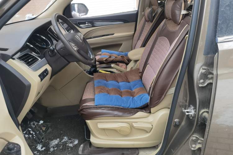 Used Baojun 730 2016 1.5L Manual Comfort Version 7 Seats China V Emission Standard
