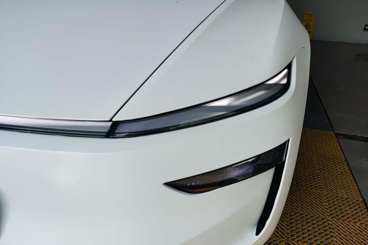 Used Tesla Model Y 2025 Long-Range All-Wheel Drive First Edition
