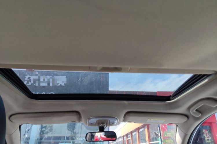 Used BYD Song 2016 GaiShi Edition 1.5TI Manual Elite Model Headliner