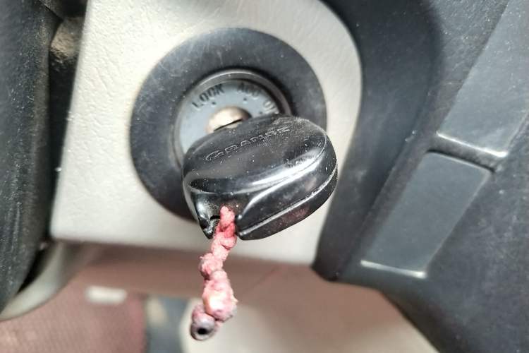 Used Jinbei Grace 2015 2.0L Classic Edition Standard Model Long Wheelbase 7/9 Seats Vehicle Key