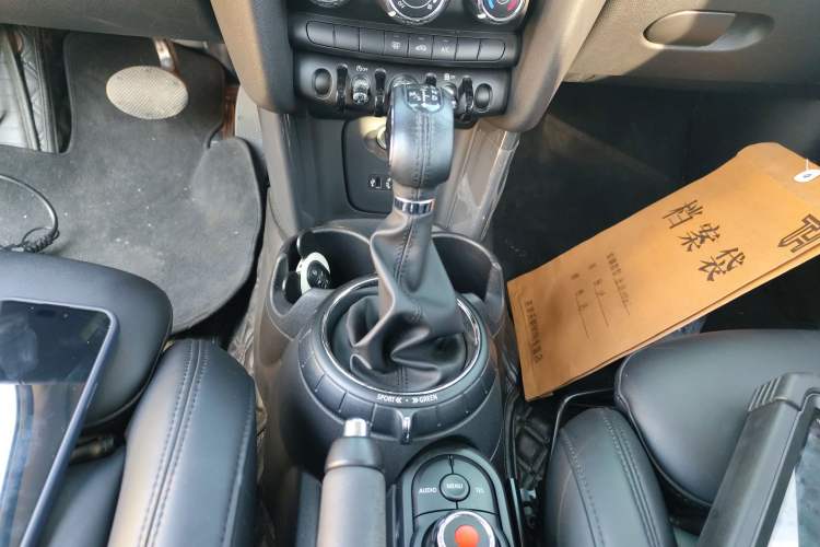 Used MINI MINI 2016 1.5T COOPER Five-Door Edition