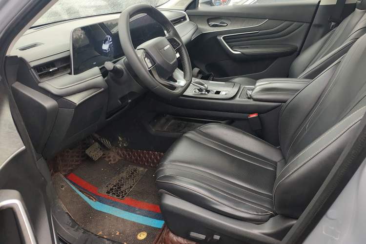 Used Venucia V 2023 260T Idol Edition Pro