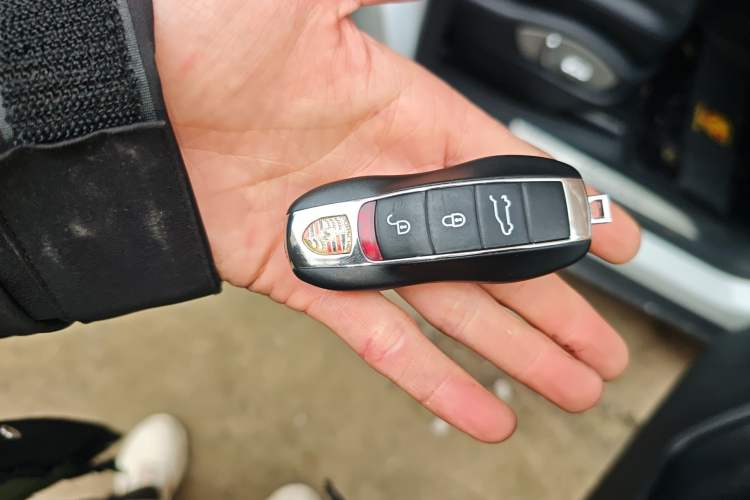 Used Porsche Macan 2016 Macan 2.0T Vehicle Key