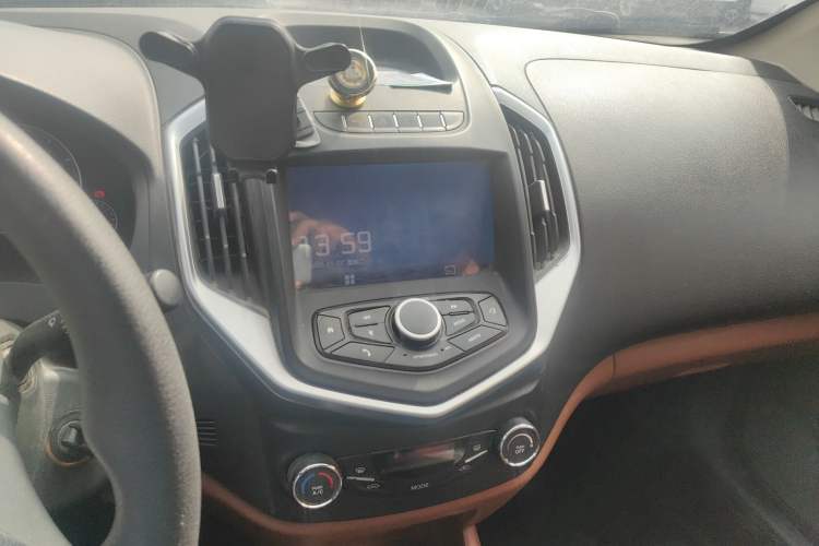 Used Geely Auto Diamond 2016 1.5L Manual Elite Edition
