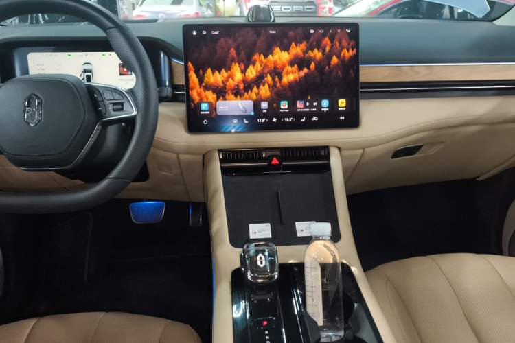 Used Hima AITO M7 2022 1.5T Four-Wheel Drive Luxury Edition
