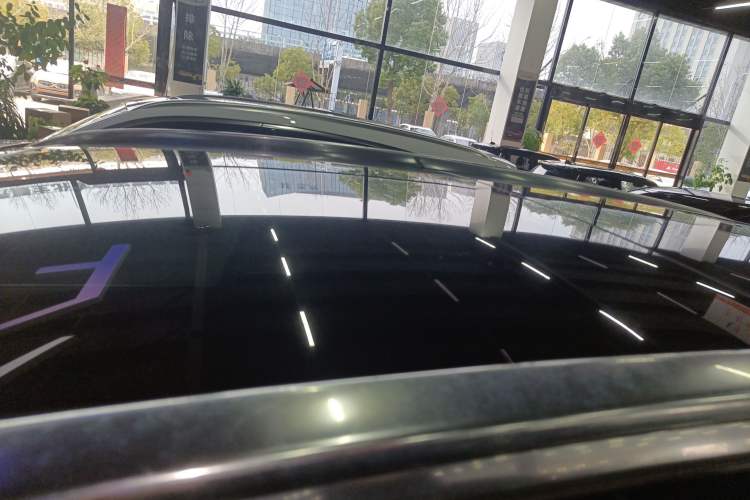 Used Mercedes-Benz GLC 2019 GLC 260 L 4MATIC Dynamic Model Roof