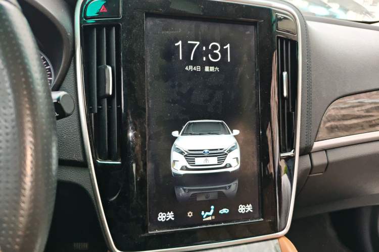 Used BYD Qin New Energy 2017 1.5T Luxury Model Audio And AC Panel