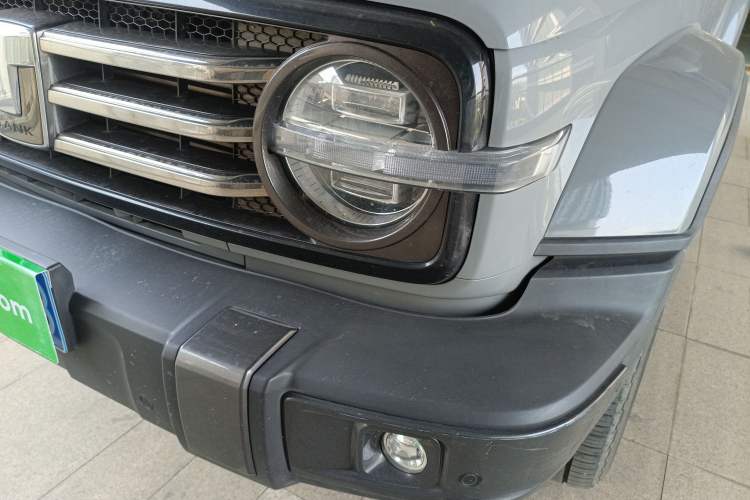 Used Tank 300 2023 City Edition 2.0T—Stylish as Ever Left Front Headlight
