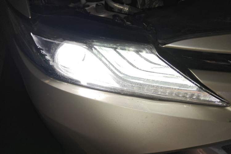 Used Toyota Camry 2019 2.0G Luxury Edition China VI Standard