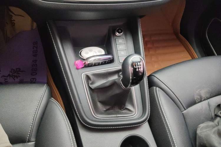 Used BYD Song MAX 2019 1.5T Manual Smart Connect Ruiyi Model 6 Seats China V Standard
