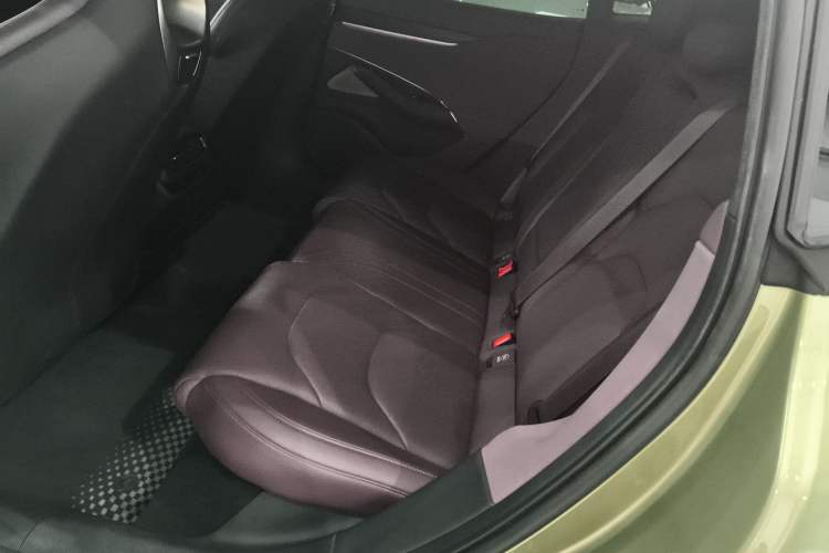 Used Xiaomi Auto SU7 2024 Rear-Drive Long-Range Intelligent Driving Version