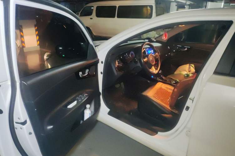 Used Kia K4 2015 1.8L Automatic GLS Special Driver Seat