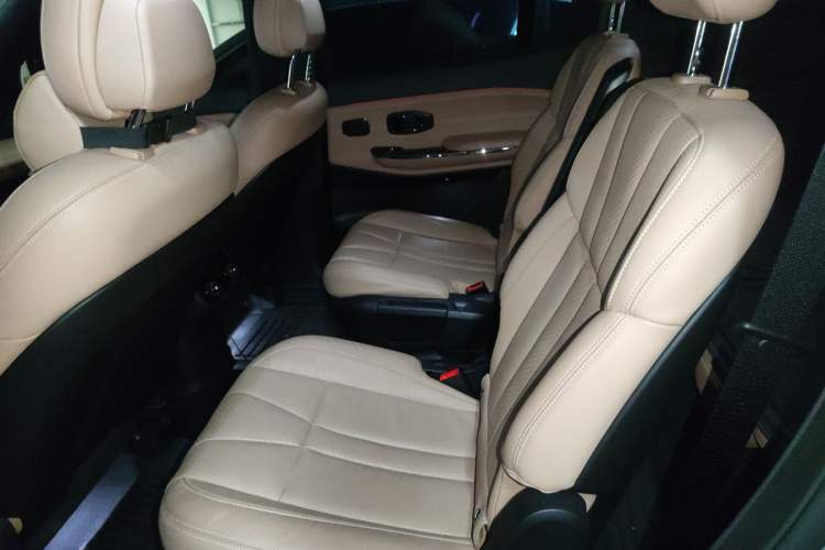 Used Nio ES8 2022 100 kWh Six-Seater Version Left Rear Seat