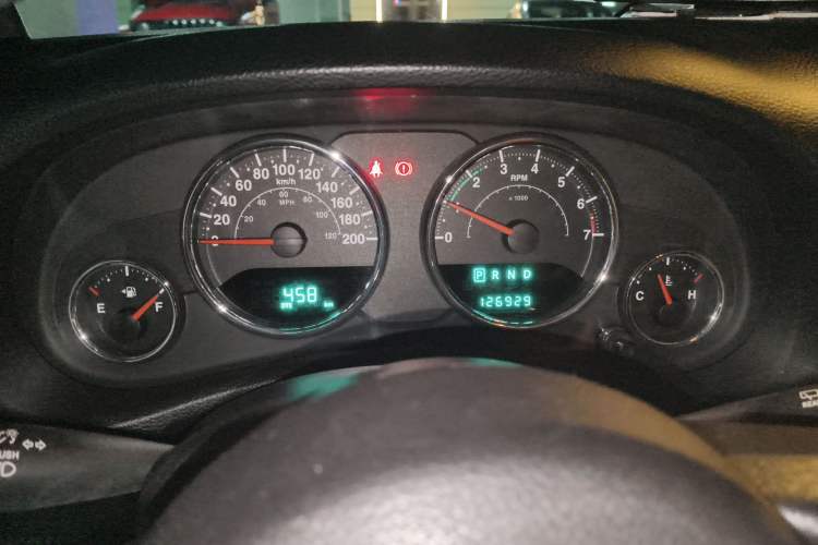 Used Jeep Wrangler 2014 3.0L Sahara Four-Door Edition Instrument Cluster