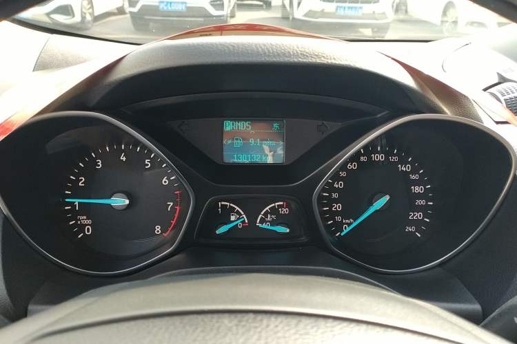 Used Ford Kuga 2017 EcoBoost 180 Two-Wheel-Drive Tiger Leap Model
