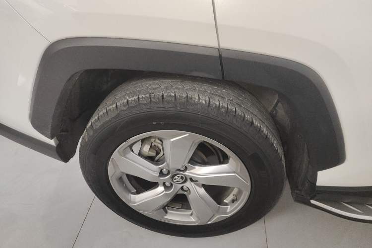 Used Toyota RAV4 2020 2.0L CVT Two-Wheel Drive Fashion PLUS Edition