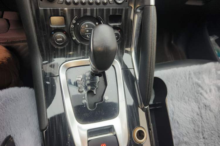 Used Peugeot 3008 2013 2.0L Automatic Trend Edition