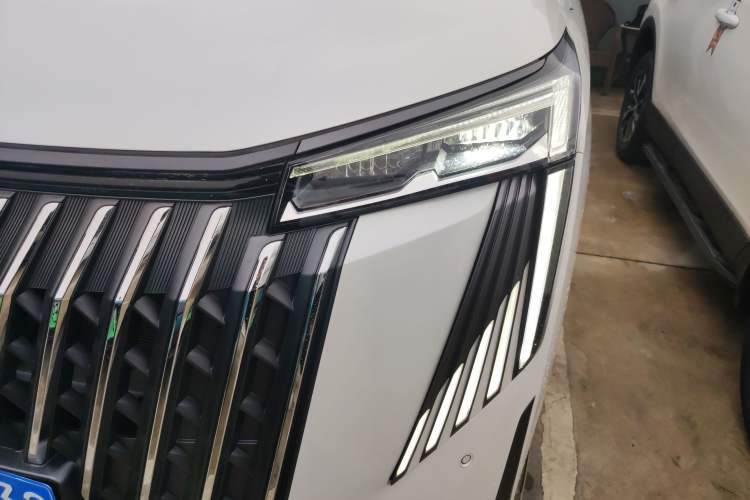 Used GAC Trumpchi M8 2024 Master Series 400T Prestige Edition