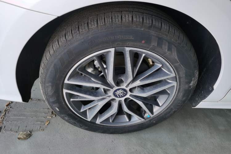 Used BYD Qin PLUS 2023 Champion Edition DM-i 120KM Leading Model
