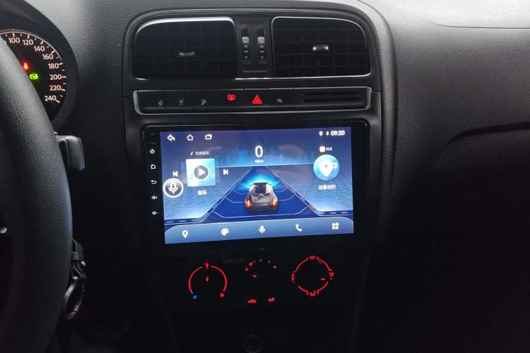 Used Volkswagen Polo 2016 1.4L Automatic Trendy Model Audio And AC Panel