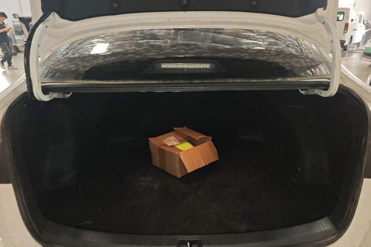 Used Toyota Corolla 2021 1.2T S-CVT Pioneer Edition Trunk