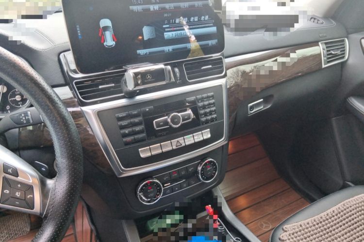 Used Mercedes-Benz GL-Class 2015 GL 350 CDI 4MATIC Audio And AC Panel